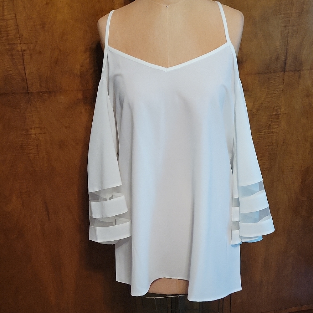 Chic White Cold-Shoulder Women's Blouse